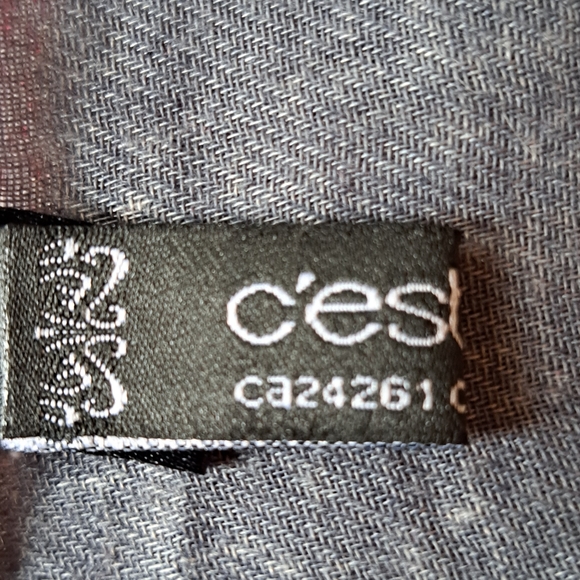 C'est Moi Large Abstract Infinity Scarf - Picture 6 of 7